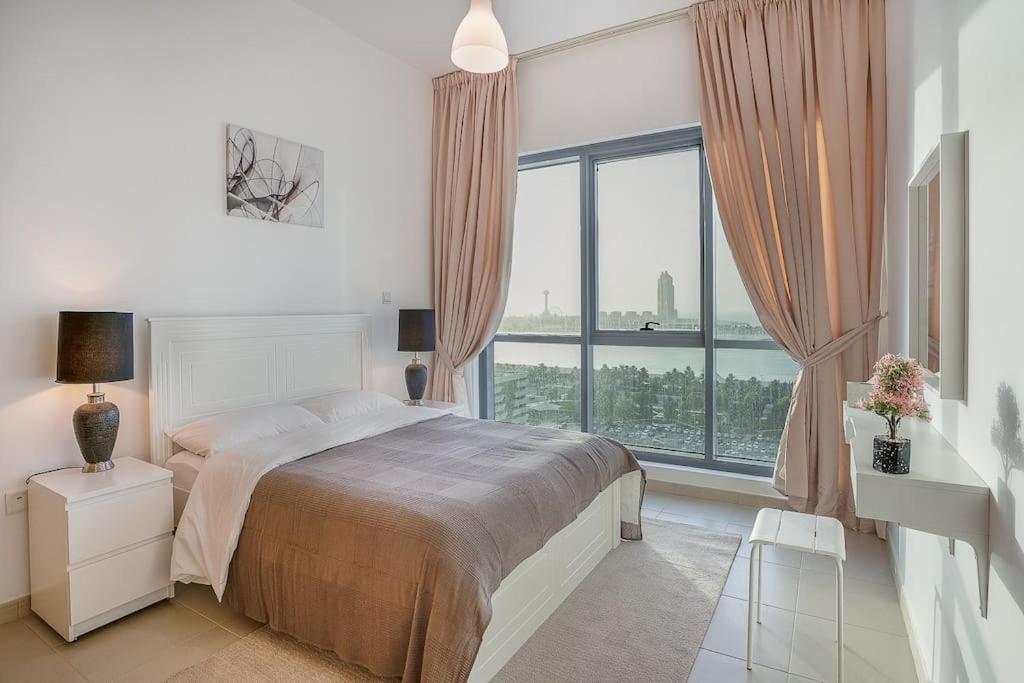 شقة Lovely 2 Bedroom *